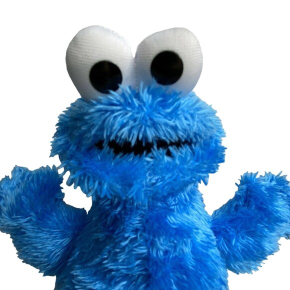 Hasbro Sesame Street Cookie Monster Plush Stuffed Animal Blue 9" Small Travel Sz - Picture 1 of 8